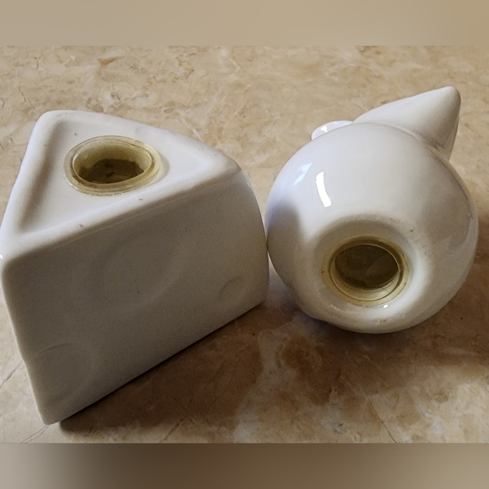 Verdici Design Mouse & Cheese Salt and Pepper Shakers - Picture 6 of 6